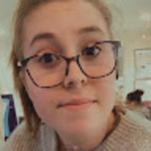 Meet your Posher, Cortney